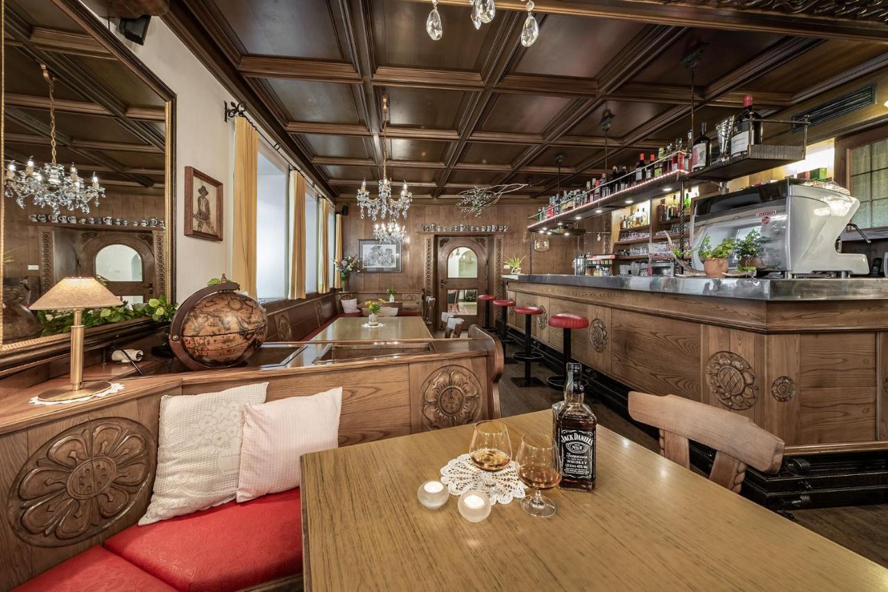 Hotel Weisse Lilie - B&B Rio di Pusteria المظهر الخارجي الصورة
