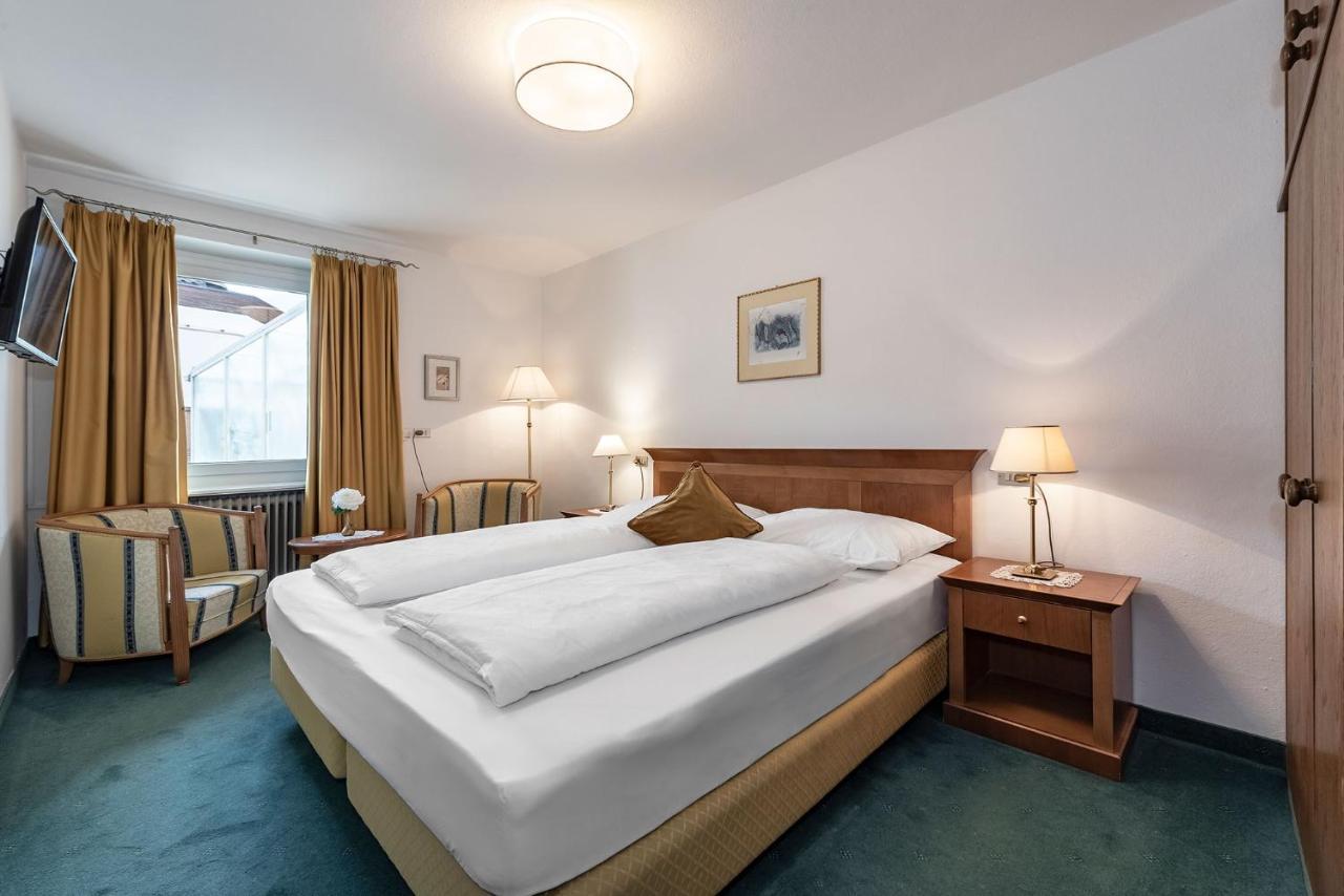 Hotel Weisse Lilie - B&B Rio di Pusteria المظهر الخارجي الصورة